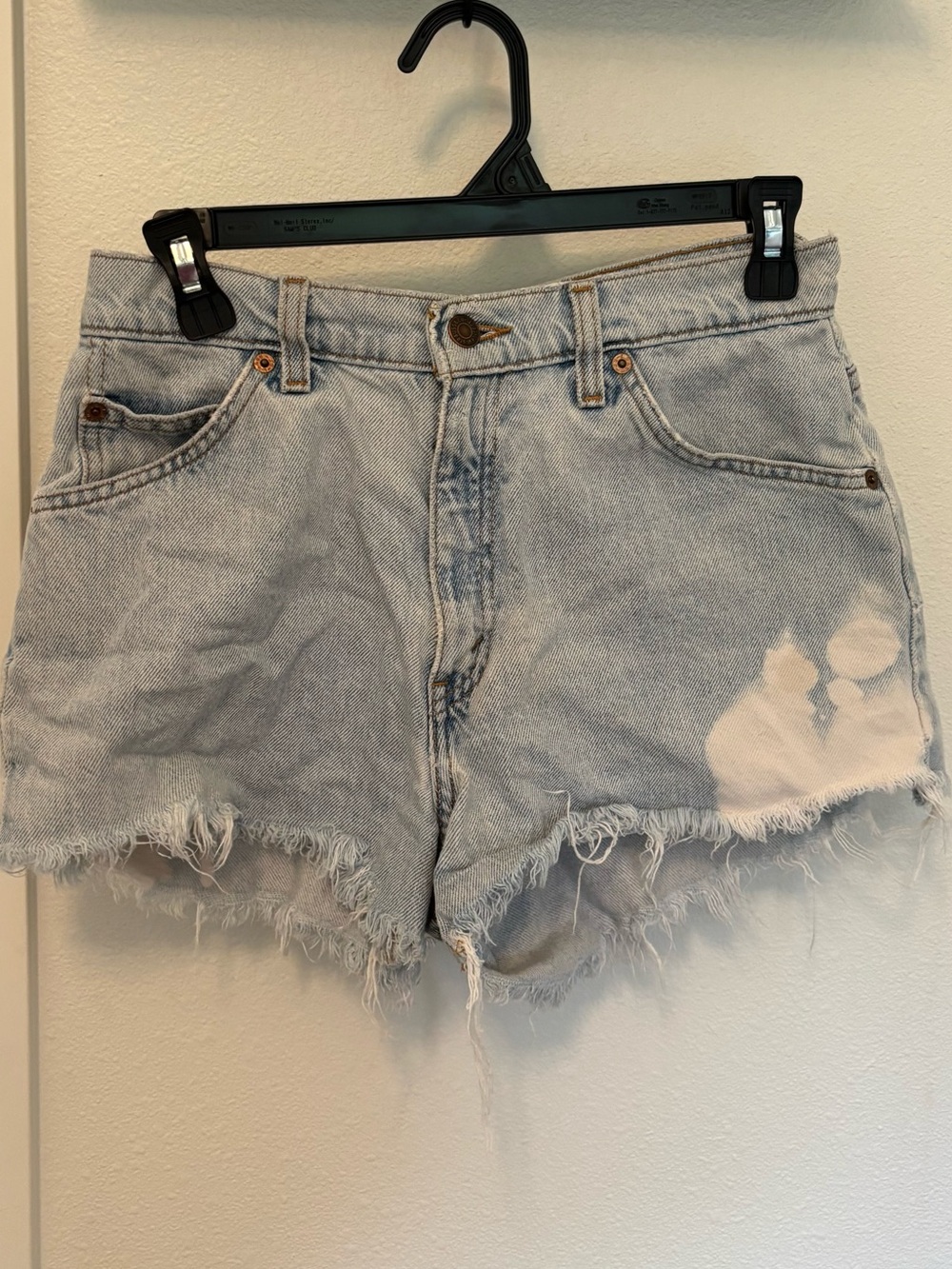 Levi’s 950 Bleached Cut Off Shorts